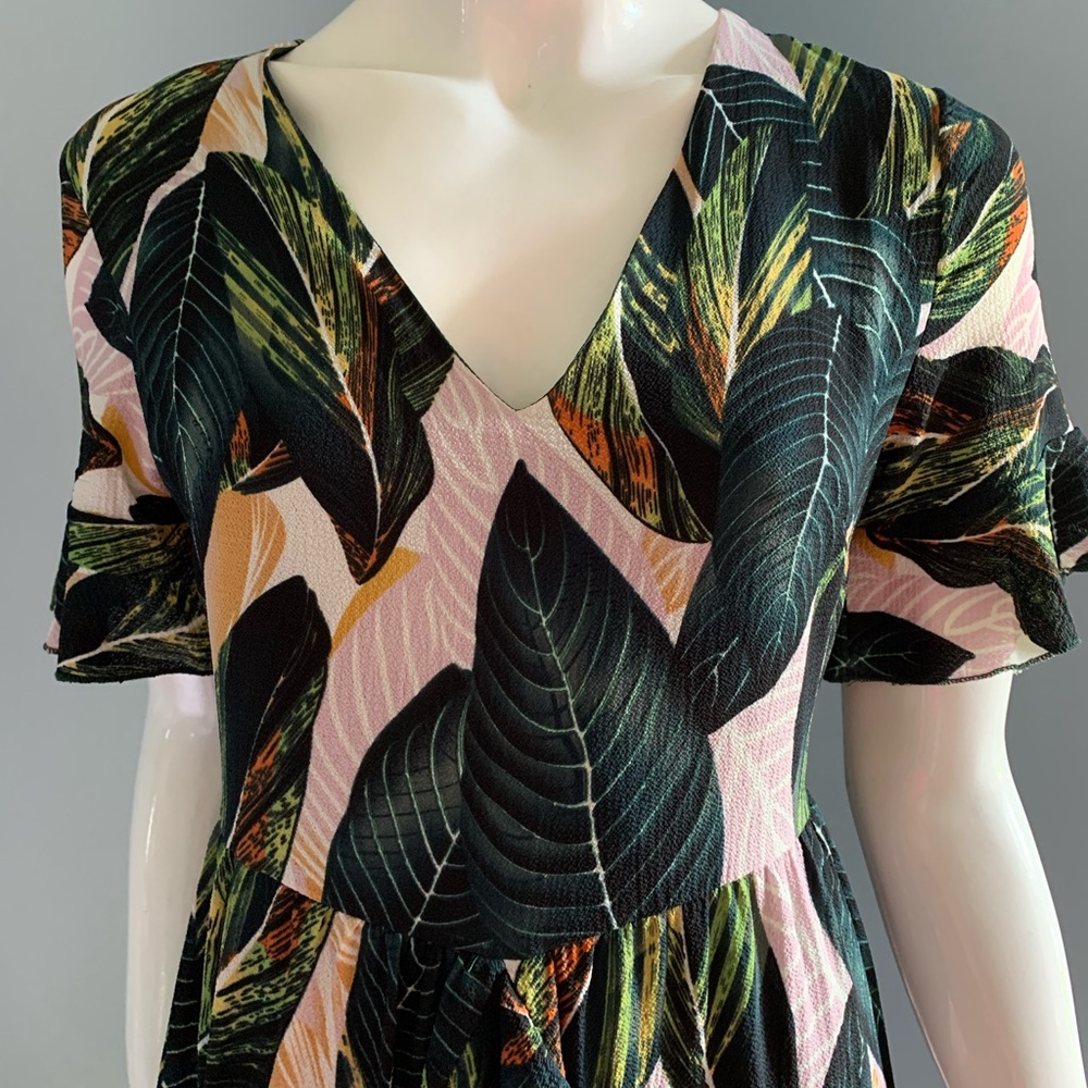 Tropical Leaf Print V-Neck Dress